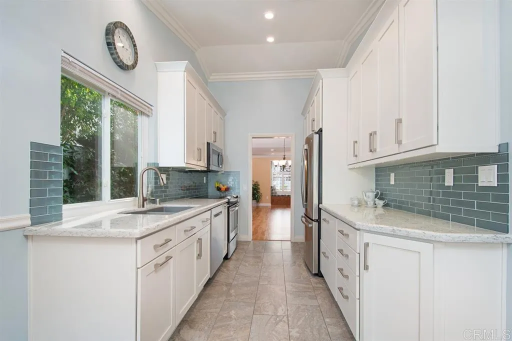 13881 Bassmore Drive, Rancho Penasquitos, CA 92129 - Photo 4 of 10, Rancho Penasquitos, CA
