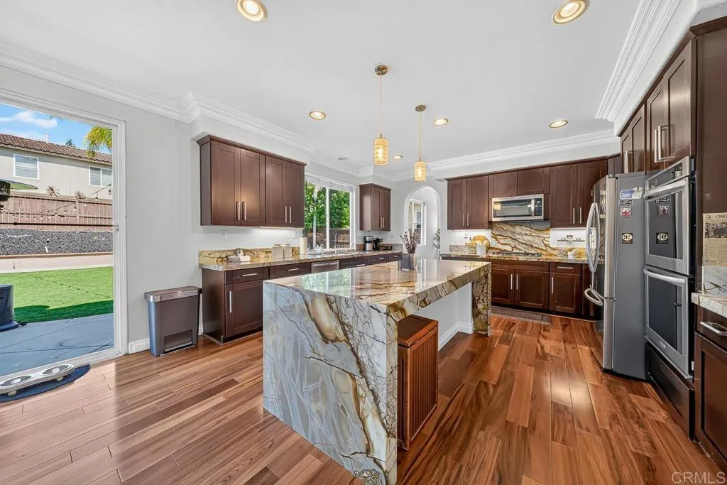 https://cdn.realtyfeed.com/cdn/127/306767774/8d4391cd7a042beca54adda0b2094deb.webp