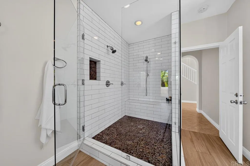 https://cdn.realtyfeed.com/cdn/127/306767774/91f8660028f1f1635f5c0afc290a2c20.webp