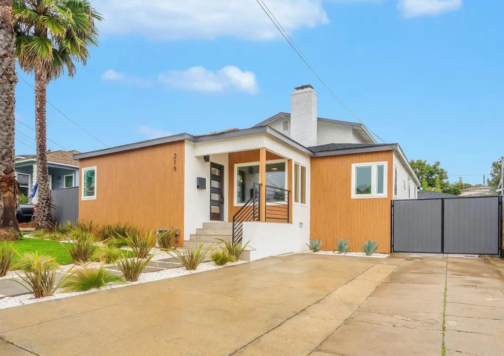 219 W Acacia Ave, El Segundo, CA 90245 - Photo 4 of 31, El Segundo, CA