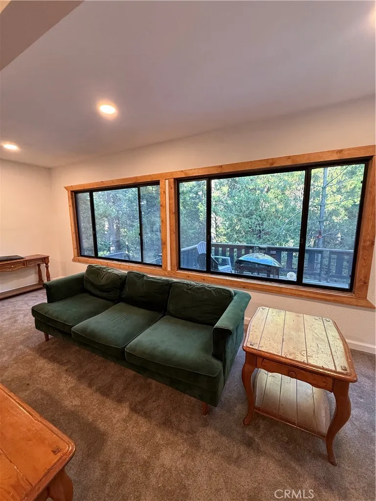 380 Dolly Varden, Lake Arrowhead, CA 92352 - Photo 5 of 16, Lake Arrowhead, CA