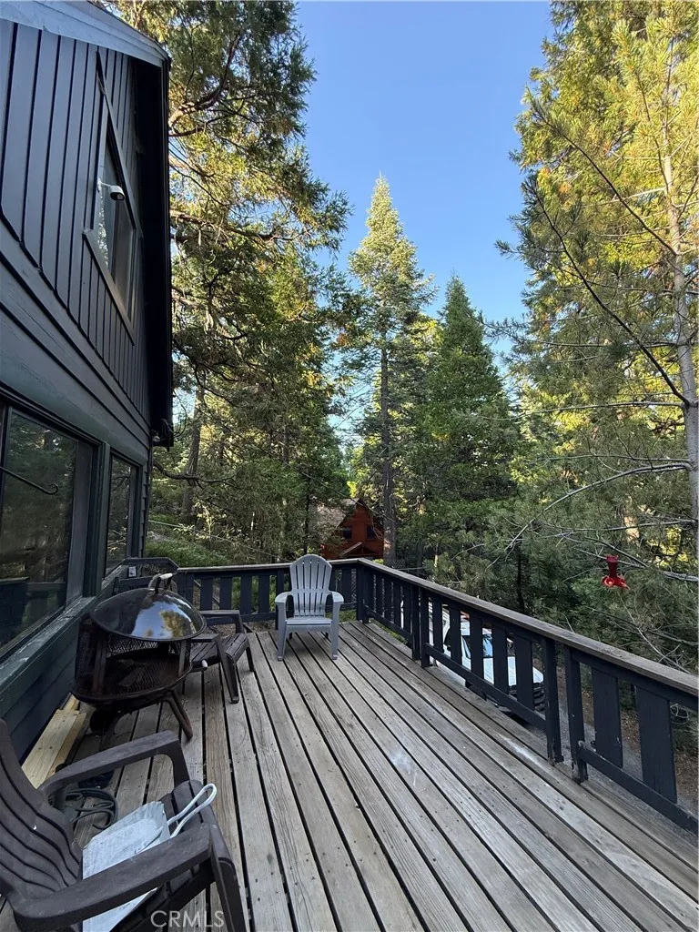 380 Dolly Varden, Lake Arrowhead, CA 92352 - Photo 4 of 16, Lake Arrowhead, CA