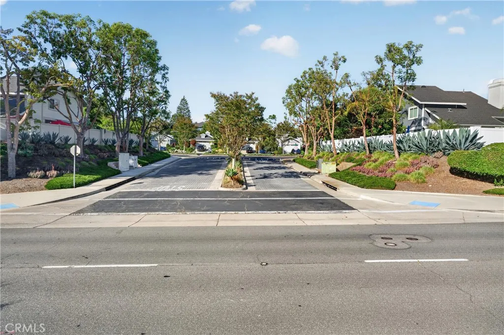 43 Oxbow Creek, Laguna Hills, CA 92653 - Photo 3 of 52, Laguna Hills, CA