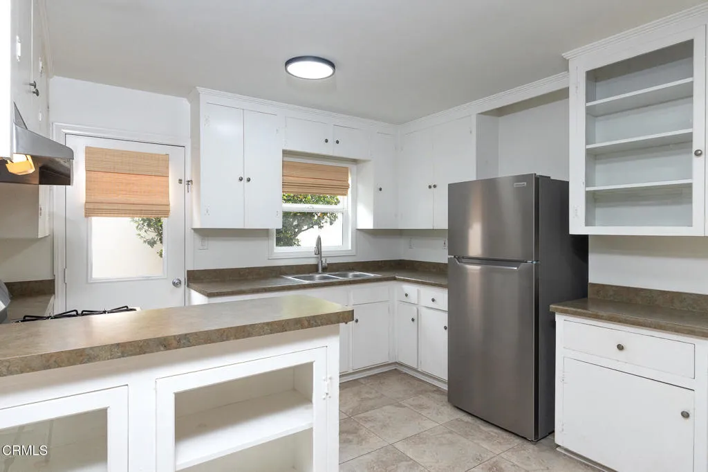 136 Oxnard Avenue, Oxnard, CA 93035 - Photo 4 of 27, Oxnard, CA