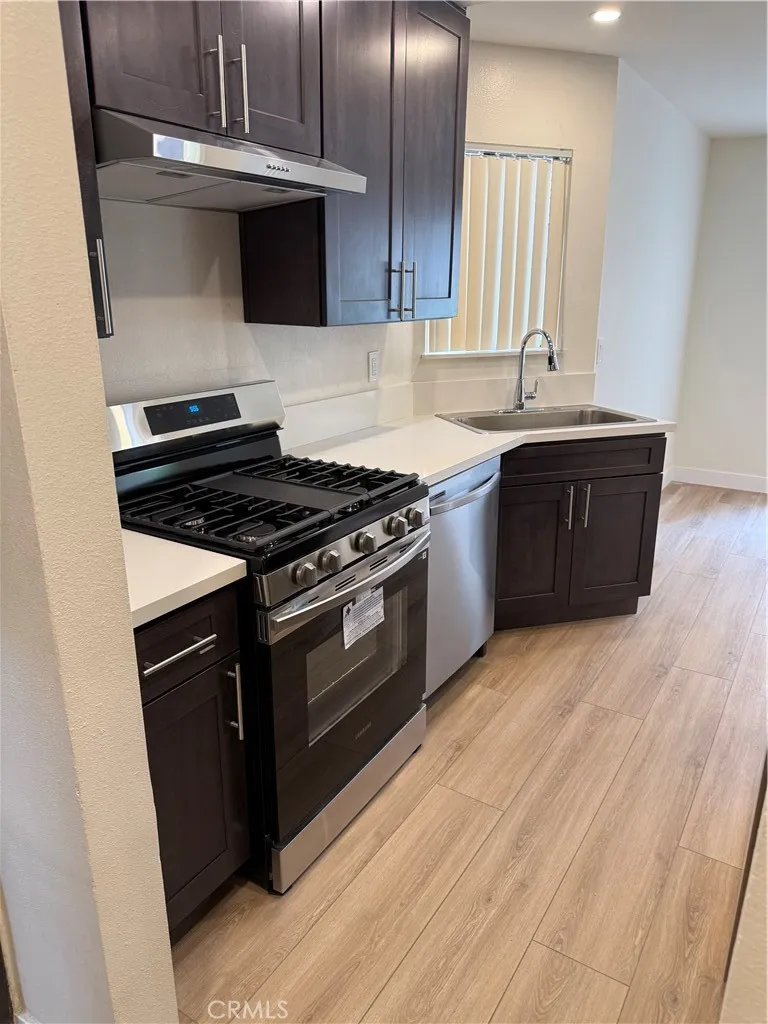 1207 N Columbus Avenue Unit 102, Glendale, CA 91202 - Photo 2 of 16, Glendale, CA