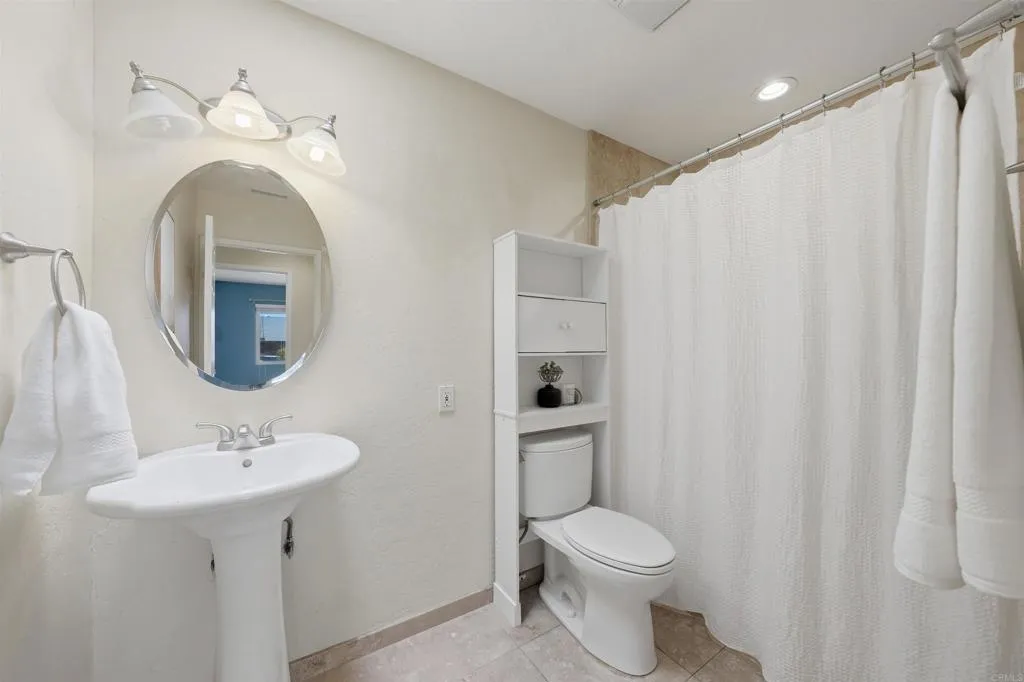 https://cdn.realtyfeed.com/cdn/127/306767836/0a1ed5cffa75476afd101cb950cbce4d.webp