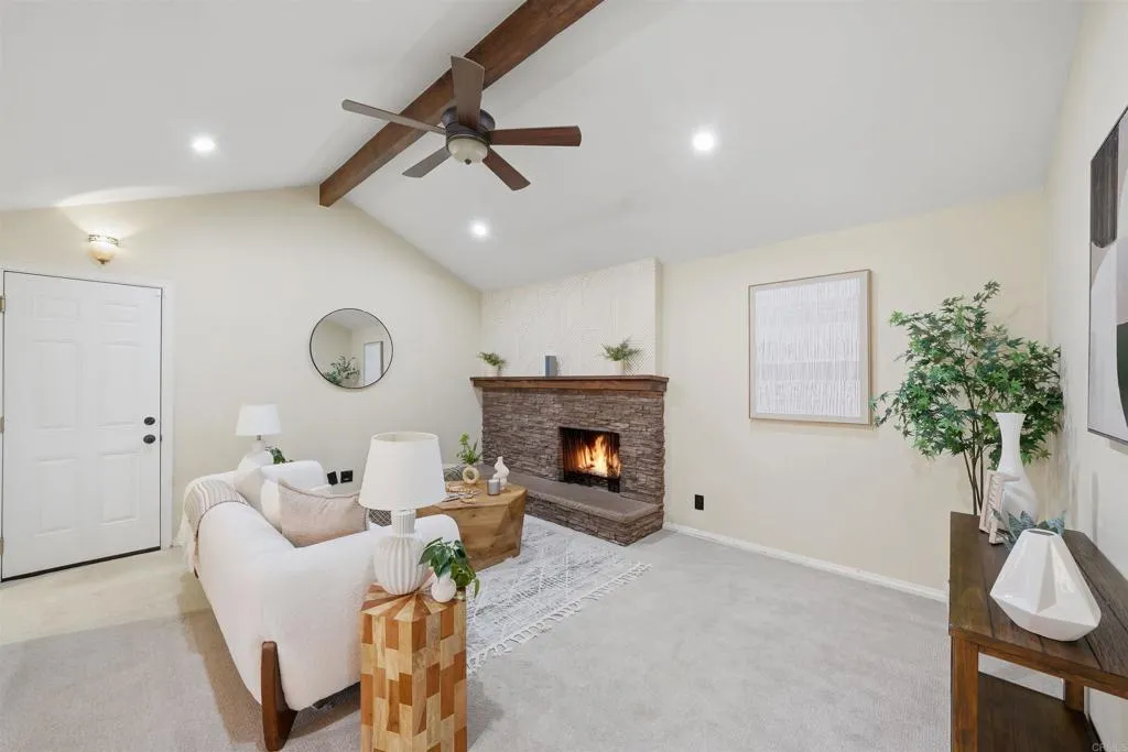 https://cdn.realtyfeed.com/cdn/127/306767836/71bd9a26f020d3133e61ba00394ce9ea.webp