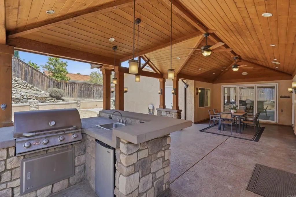 https://cdn.realtyfeed.com/cdn/127/306767836/94122e1adaf39d3553e835bce6b00e4e.webp