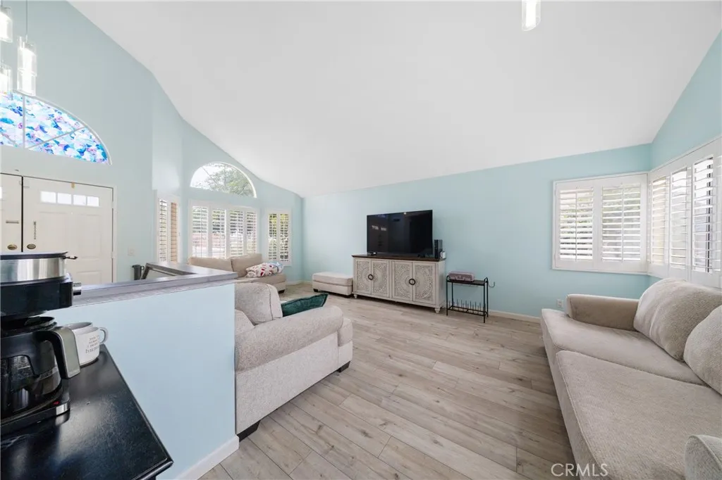 23755 Cork Oak Circle, Murrieta, CA 92562 - Photo 2 of 34, Murrieta, CA