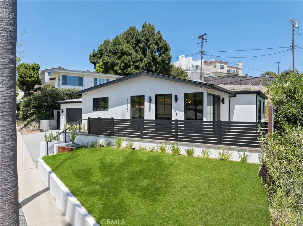 2200 Mantis Avenue, San Pedro, CA 90732 - Photo 2 of 25, San Pedro, CA