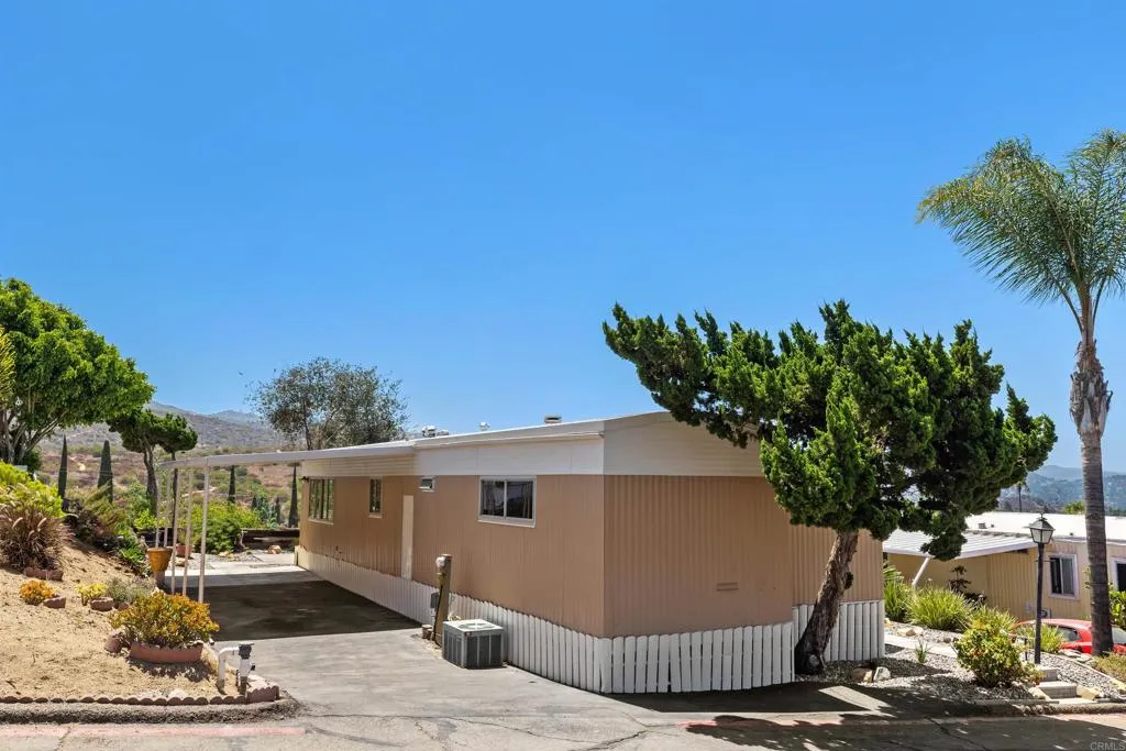 https://cdn.realtyfeed.com/cdn/127/306767965/7b638fb22ece25dbac0e59b691894a3f.webp