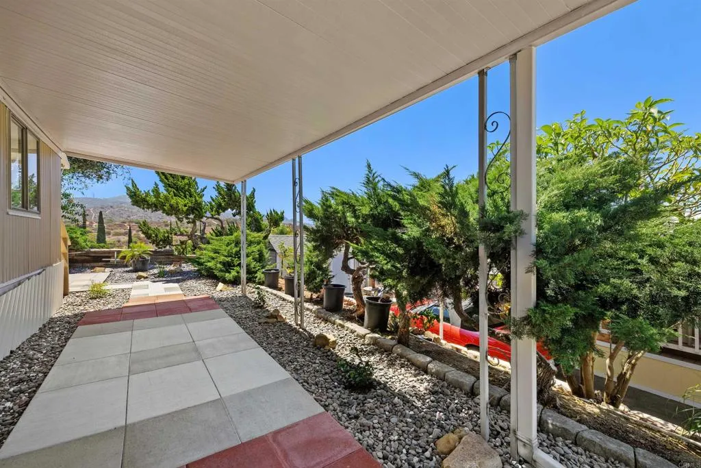 https://cdn.realtyfeed.com/cdn/127/306767965/b0f9b2391d526a1d6a10fb68c0cf7963.webp