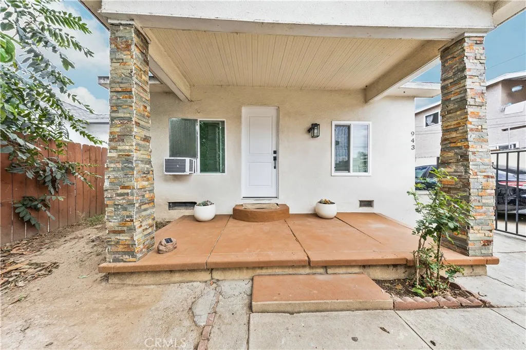 943 S Ford, Los Angeles, CA 90022 - Photo 4 of 49, Los Angeles, CA