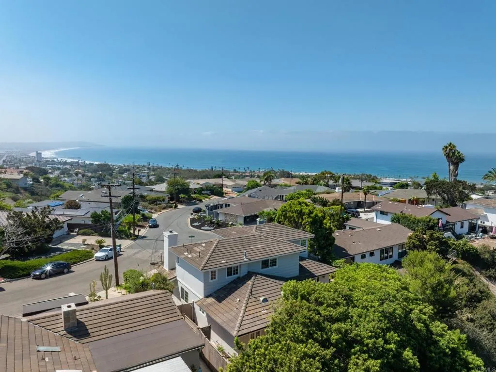 https://cdn.realtyfeed.com/cdn/127/306768032/83ac9cc49f9bcf0f49733442daa1a596.webp