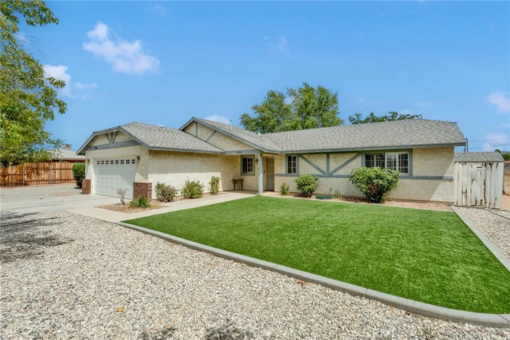 14285 Kiowa Road, Apple Valley, CA 92307 - Photo 3 of 50, Apple Valley, CA