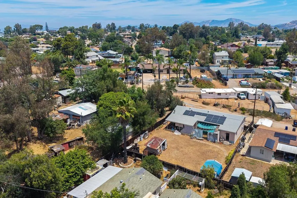 https://cdn.realtyfeed.com/cdn/127/306768068/1b2bc1a0f790f40b6daf7a72e6516374.webp
