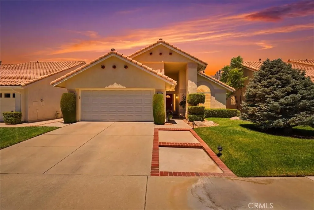Banning, CA 92220