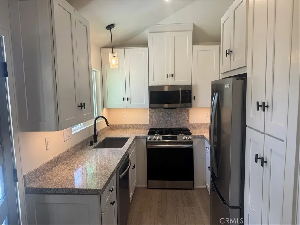 820 Saint Clair Unit 1, Costa Mesa, CA 92626 - Photo 5 of 16, Costa Mesa, CA