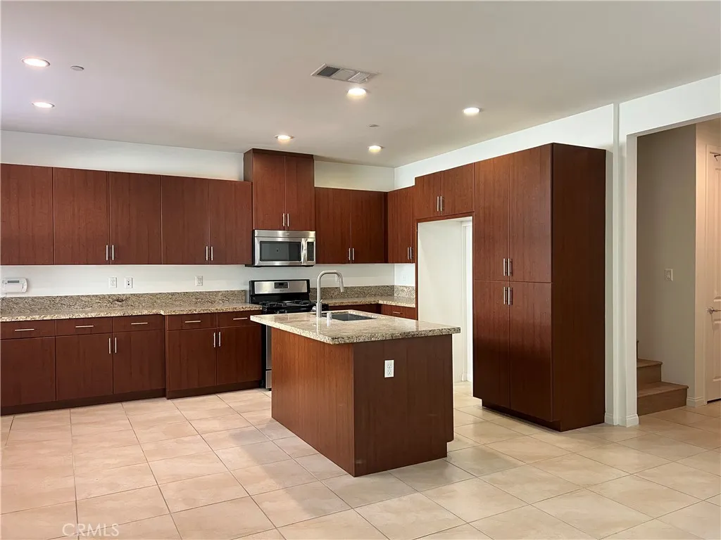 905 N Purple Sage Drive Unit F, Azusa, CA 91702 - Photo 3 of 14, Azusa, CA