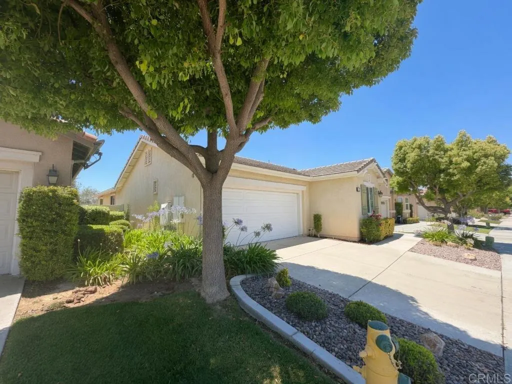 367 Shining Rock, Beaumont, CA 92223 - Photo 2 of 26, Beaumont, CA