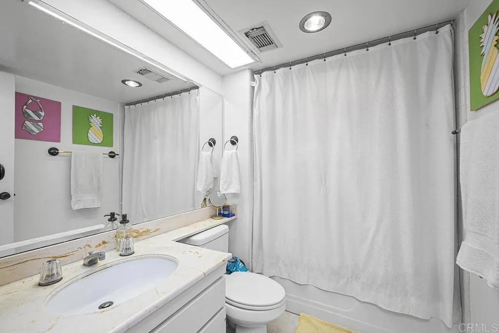 https://cdn.realtyfeed.com/cdn/127/306768127/22968954d7d648bd5796a2c4ffd6e169.webp