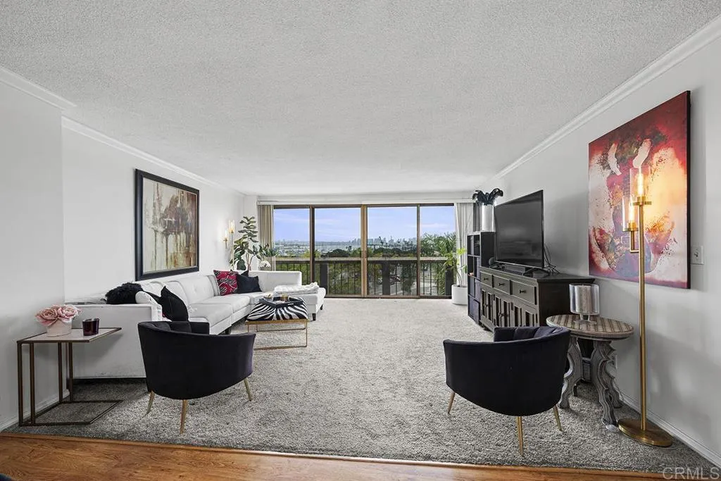 https://cdn.realtyfeed.com/cdn/127/306768127/34b8018e91dca94c369803192e3244a7.webp