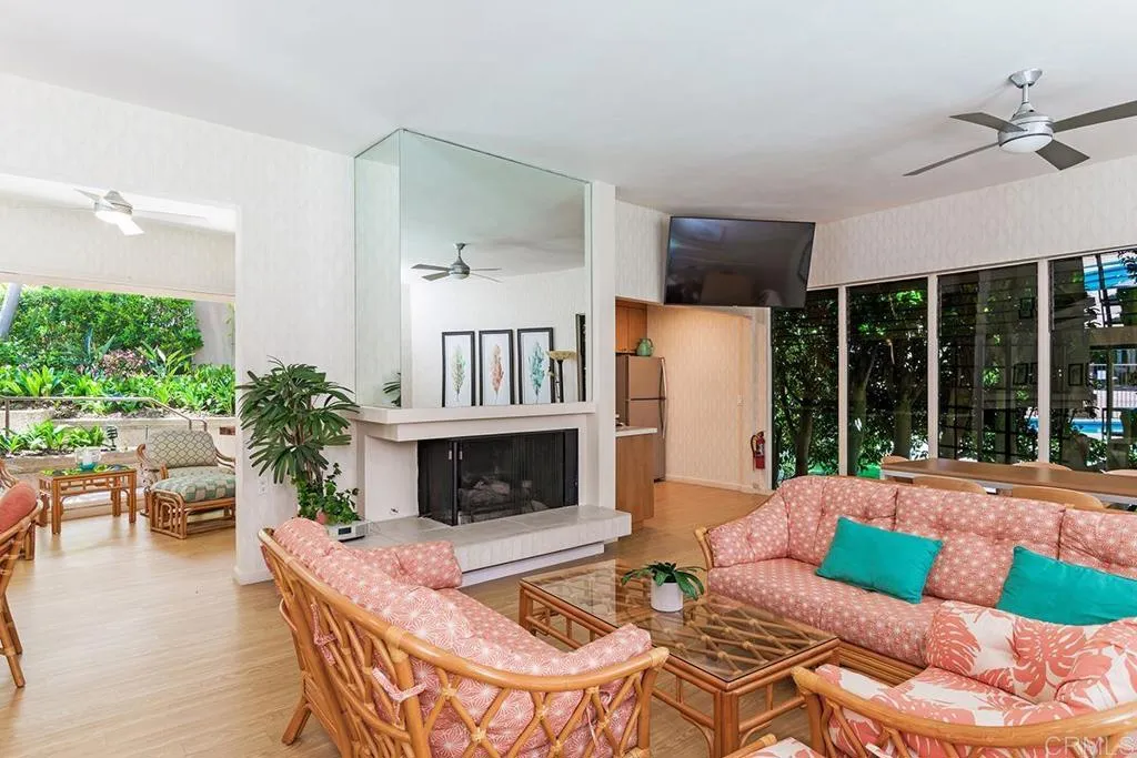 https://cdn.realtyfeed.com/cdn/127/306768127/5ccb07bc2fa06ab0dcf49b3b05ca9b4f.webp