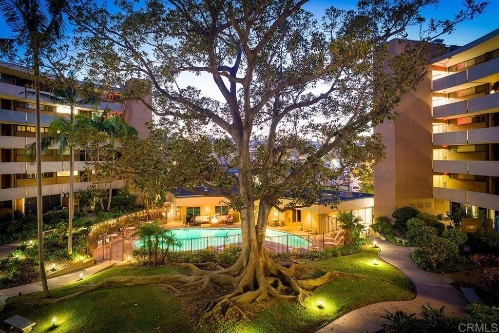 https://cdn.realtyfeed.com/cdn/127/306768127/97f1492d082f07a3110b9fa451f3fae5.webp