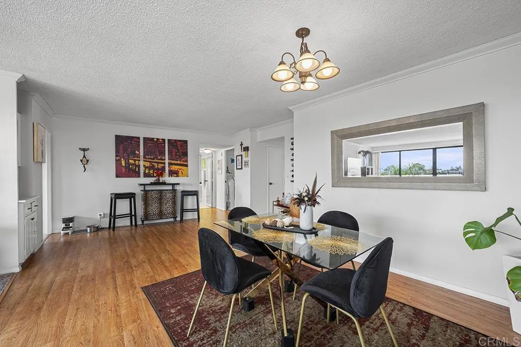 https://cdn.realtyfeed.com/cdn/127/306768127/aa4629ac54df7ff988a466c127260935.webp