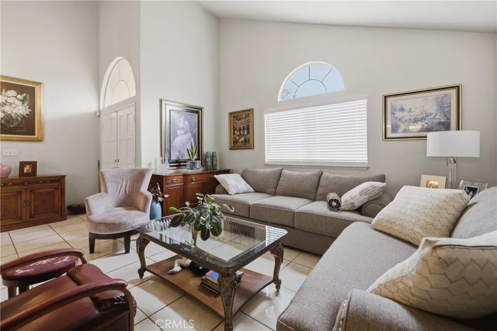 18083 San Jacinto, Fontana, CA 92336 - Photo 5 of 21, Fontana, CA