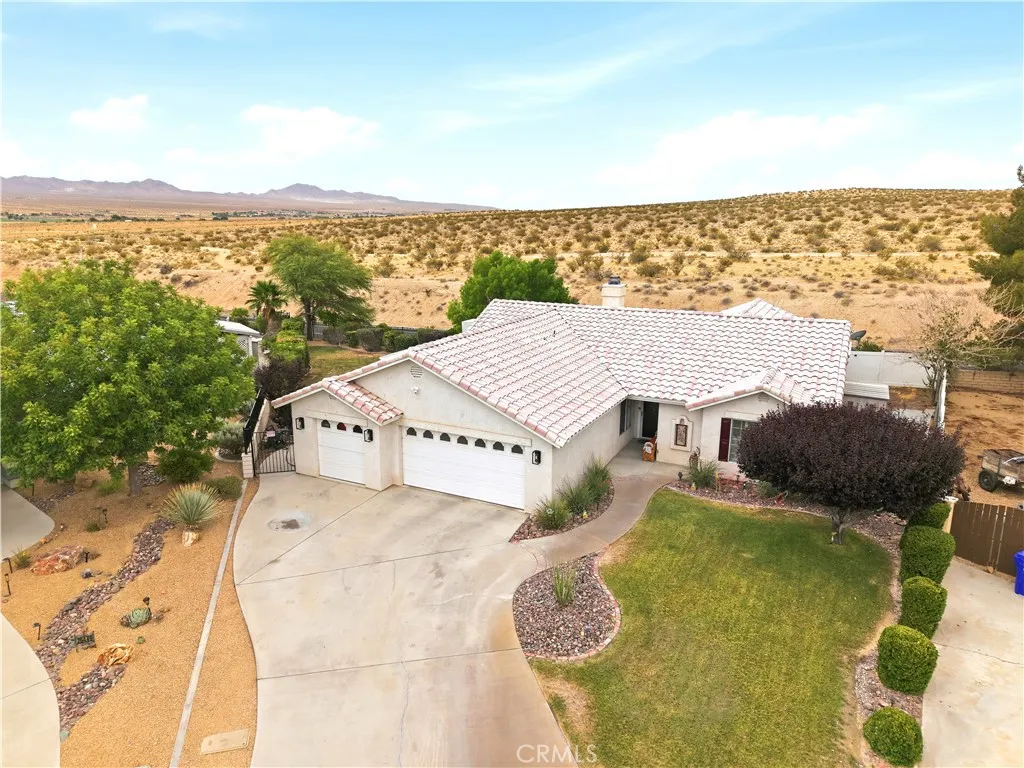 26448 Gem Court, Helendale, CA 92342 - Photo 4 of 51, Helendale, CA