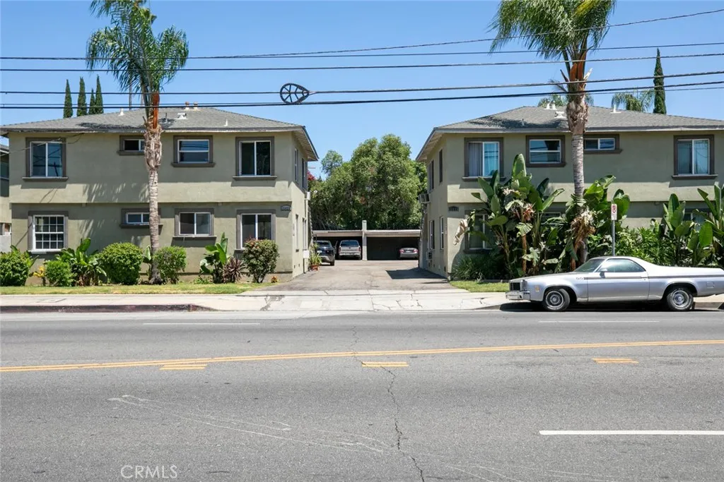 15445 Vanowen Street, Van Nuys, CA 91406 - Photo 2 of 27, Van Nuys, CA
