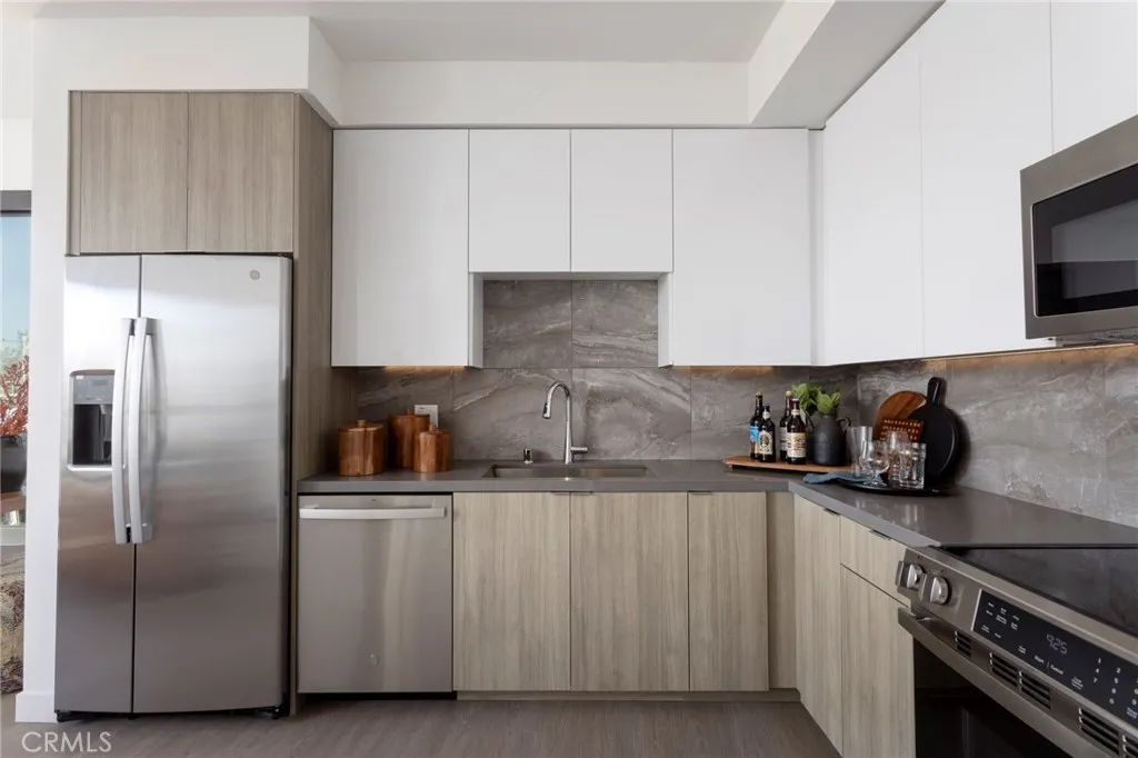 511 S Harbor Unit 728, San Pedro, CA 90731 - Photo 4 of 14, San Pedro, CA