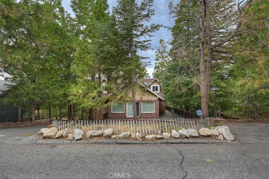 556 Pioneer, Lake Arrowhead, CA 92352 - Photo 3 of 39, Lake Arrowhead, CA
