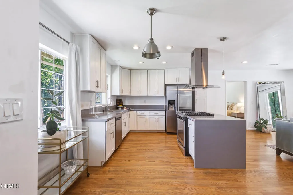 Altadena, CA 91001