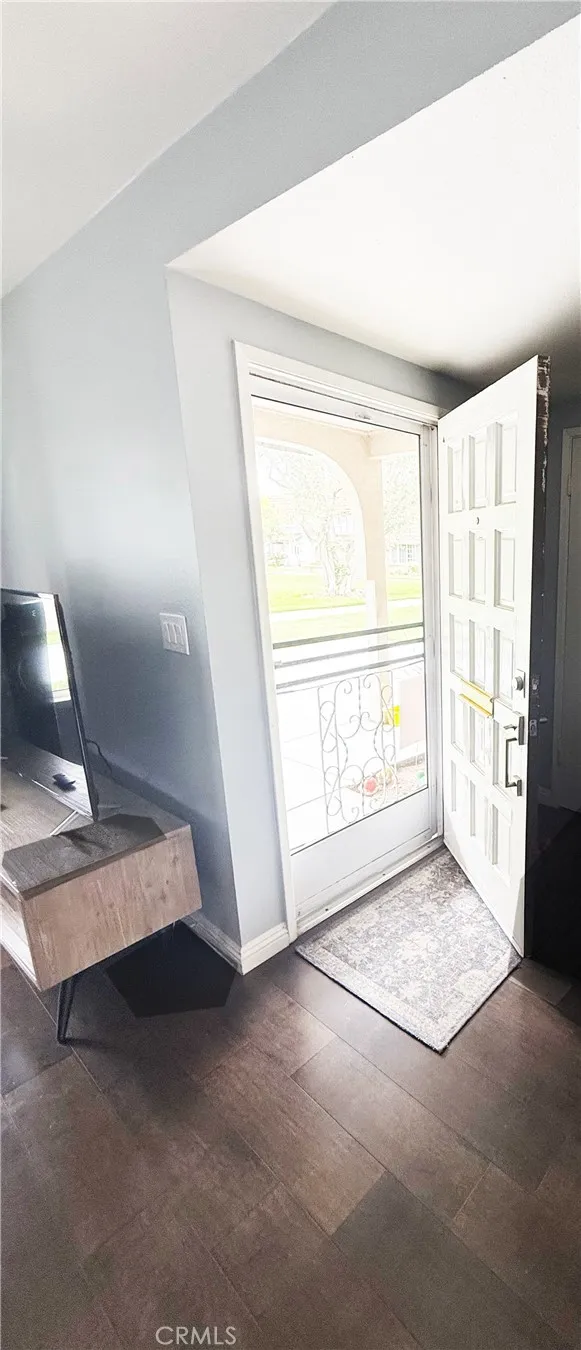 4042 Larwin, Cypress, CA 90630 - Photo 2 of 7, Cypress, CA