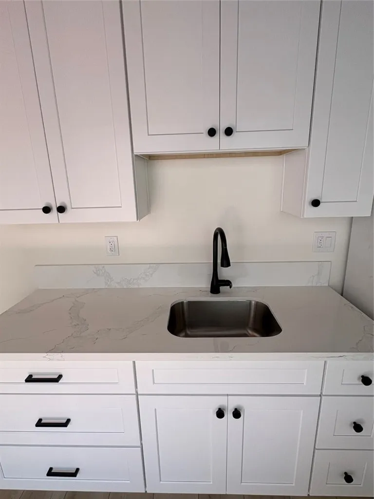 8 Santa Ana Unit 8, Long Beach, CA 90803 - Photo 2 of 16, Long Beach, CA