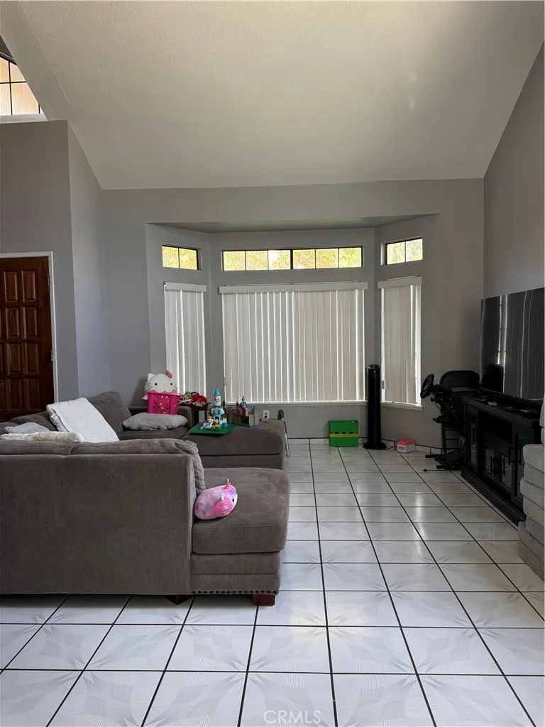 10461 Saltbush, Moreno Valley, CA 92557 - Photo 3 of 12, Moreno Valley, CA