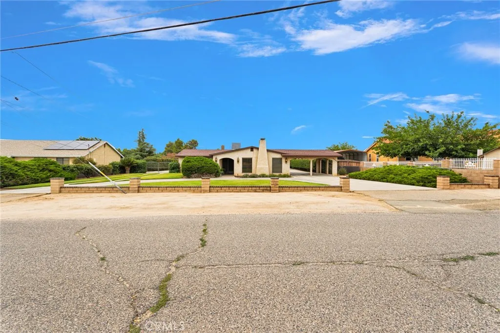 17994 Pine Street, Hesperia, CA 92345 - Photo 2 of 57, Hesperia, CA