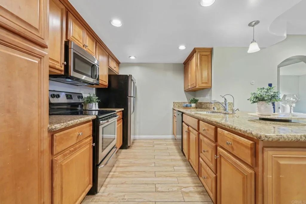Photo #5: PTP2605320 Listing: Photo #5