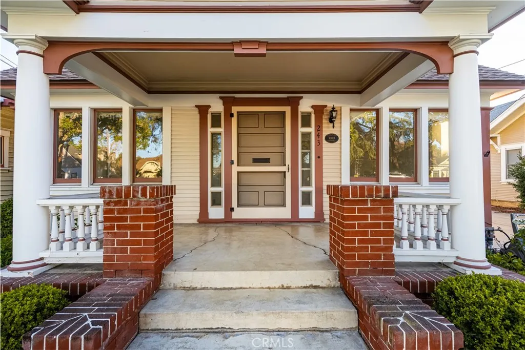 243 N Grand Street, Orange, CA 92866 - Photo 3 of 26, Orange, CA