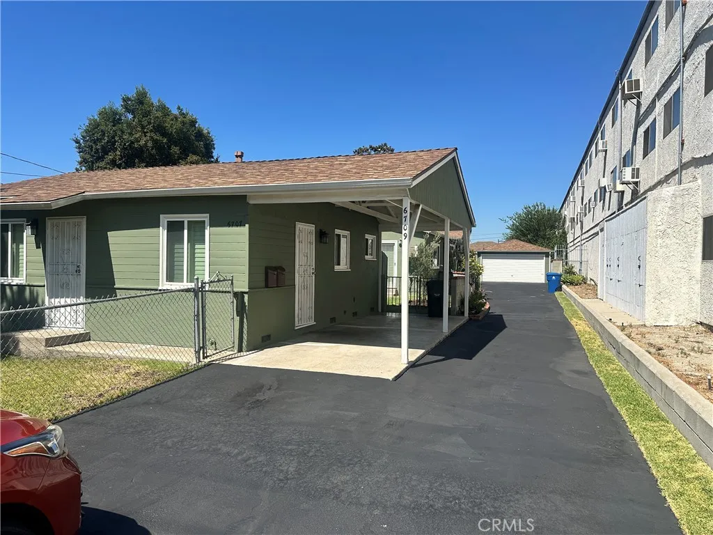 North Hollywood, CA 91606