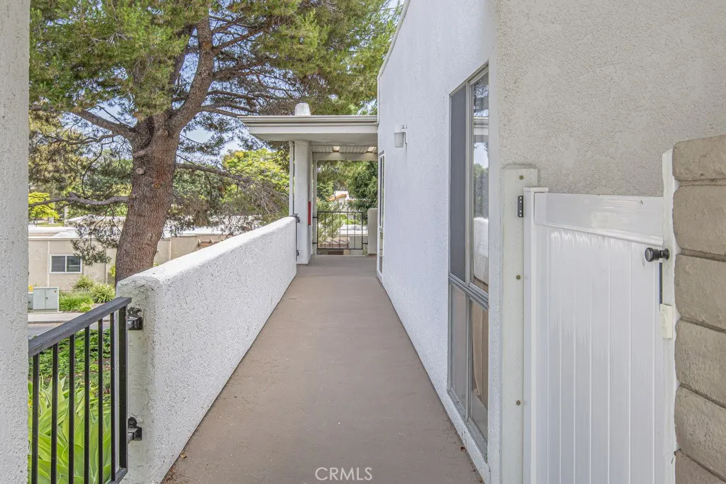 2276 Via Mariposa Unit N, Laguna Woods, CA 92637 - Photo 3 of 28, Laguna Woods, CA