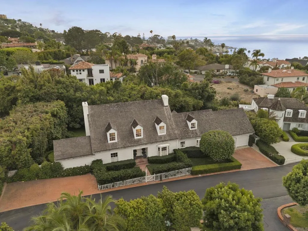 https://cdn.realtyfeed.com/cdn/127/306768427/f0d3e3dc028c1577365b2c5aa3c8d85d.webp