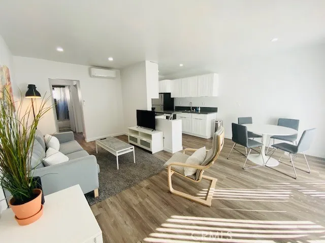 11422 Iowa Avenue Unit 10, Los Angeles, CA 90025 - Photo 2 of 12, Los Angeles, CA