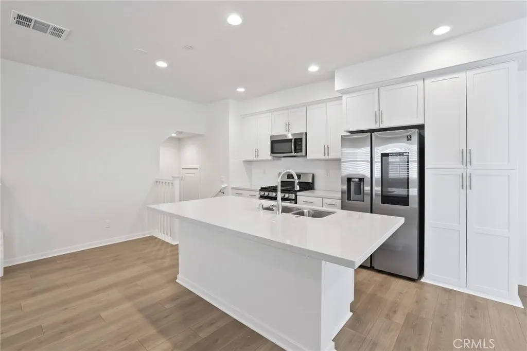 308 Limestone, Lake Forest, CA 92610 - Photo 5 of 46, Lake Forest, CA