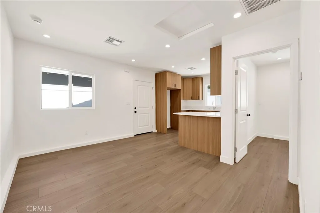 22542 Roscoe Boulevard, West Hills, CA 91304 - Photo 2 of 11, West Hills, CA