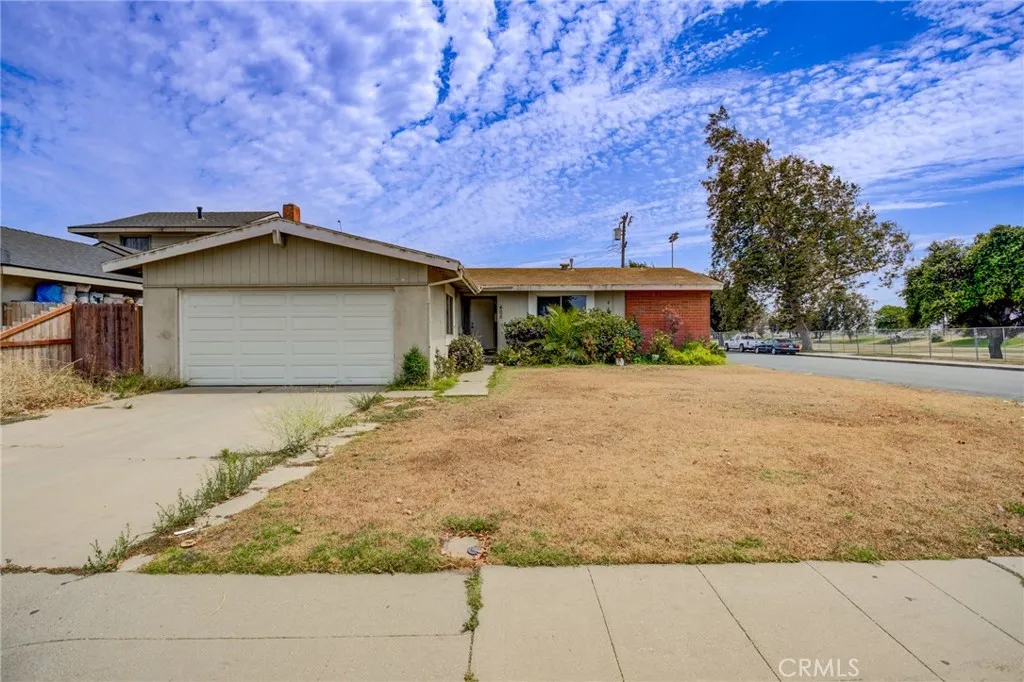 606 W Albert Street, Santa Maria, CA 93458 - Photo 4 of 46, Santa Maria, CA