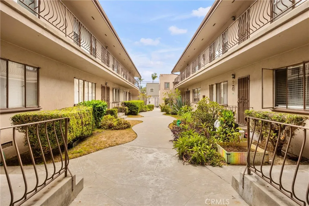 1400 E 3rd Unit 6, Long Beach, CA 90802 - Photo 5 of 25, Long Beach, CA