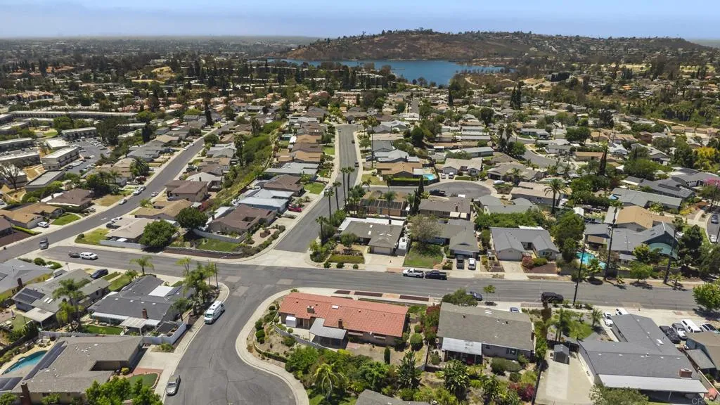 https://cdn.realtyfeed.com/cdn/127/306768566/3f19d59dc796a74a009f9765ae9c1860.webp